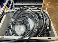 Stalen ladenkast met kabels - afbeelding 15 van  19