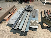 Stalen machine toebehoren - afbeelding 1 van  4