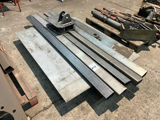 Stalen machine toebehoren - afbeelding 2 van  4