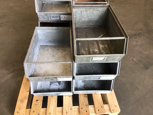 Stalen magazijnbakken (11x) - afbeelding 3 van  3