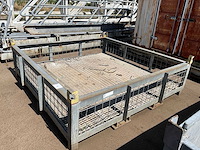 Stalen materiaalcontainer - afbeelding 1 van  3