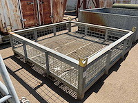Stalen materiaalcontainer - afbeelding 2 van  3