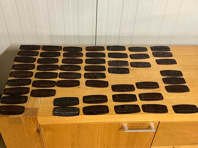 Stalen naambordjes (52x) - afbeelding 1 van  6