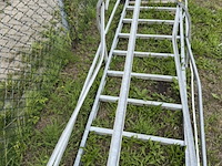 Stalen noodtrap - afbeelding 2 van  5