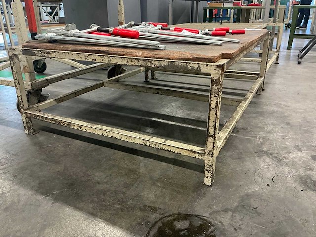 Stalen onderstel (2x) - afbeelding 4 van  4