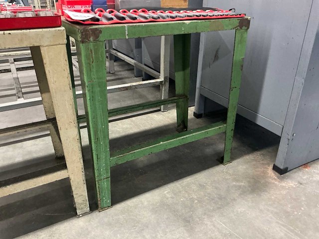 Stalen onderstel/ tafel 60x40cm (3x) - afbeelding 3 van  5