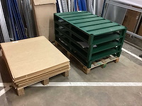 Stalen pallets (4x) - afbeelding 1 van  9