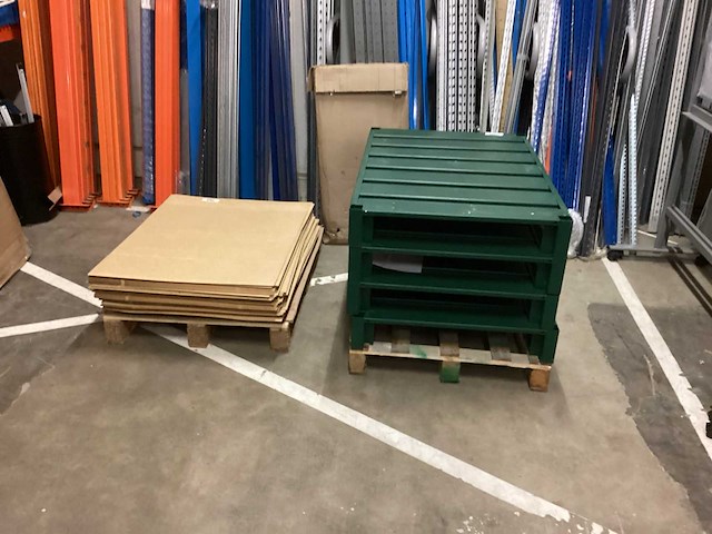 Stalen pallets (4x) - afbeelding 9 van  9