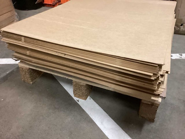 Stalen pallets (4x) - afbeelding 7 van  9