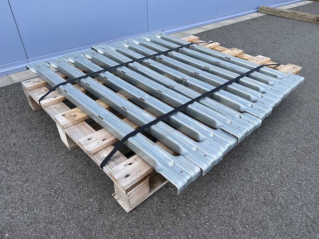 Stalen palletstellingen dwarsliggers - afbeelding 1 van  4