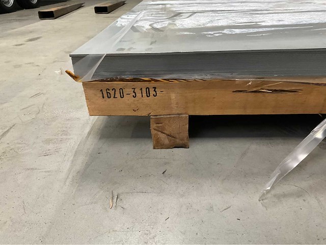 Stalen plaat (32x) - afbeelding 5 van  5