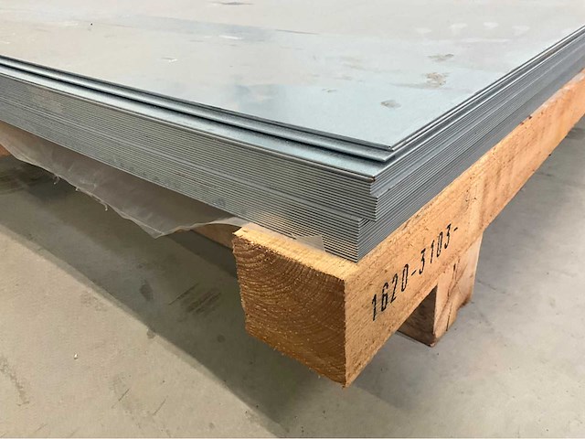 Stalen plaat (36x) - afbeelding 3 van  8