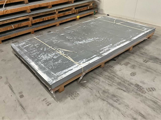 Stalen plaat (50x) - afbeelding 1 van  2