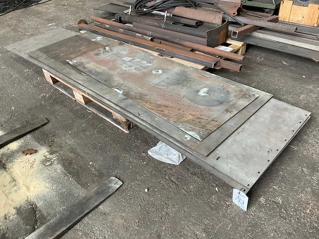 Stalen plaat (5x) - afbeelding 1 van  5