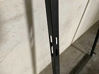 Stalen poortframe - zwart gespoten - afbeelding 2 van  3
