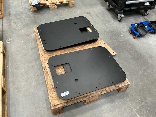 Stalen robotonderdeel (3x) - afbeelding 1 van  2