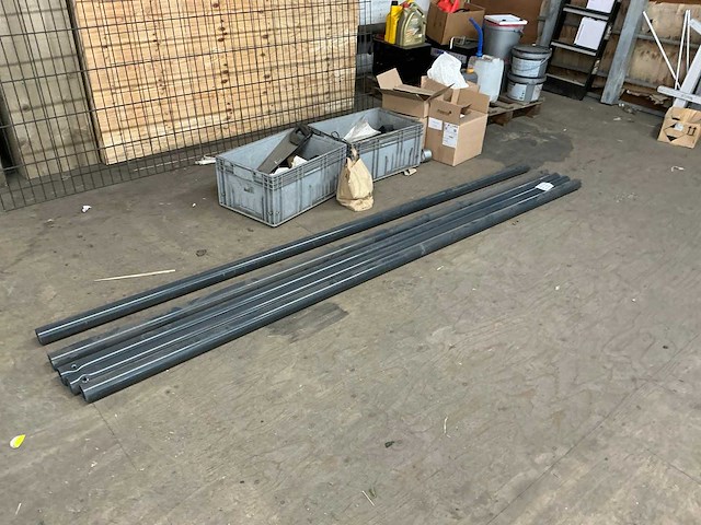 Stalen ronde tuinpalen 280 cm/6 cm (5x) - afbeelding 3 van  6
