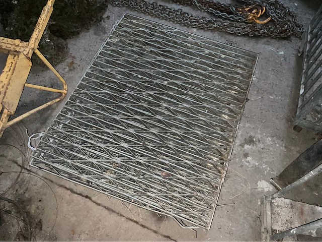 Stalen roosters partij - afbeelding 3 van  3