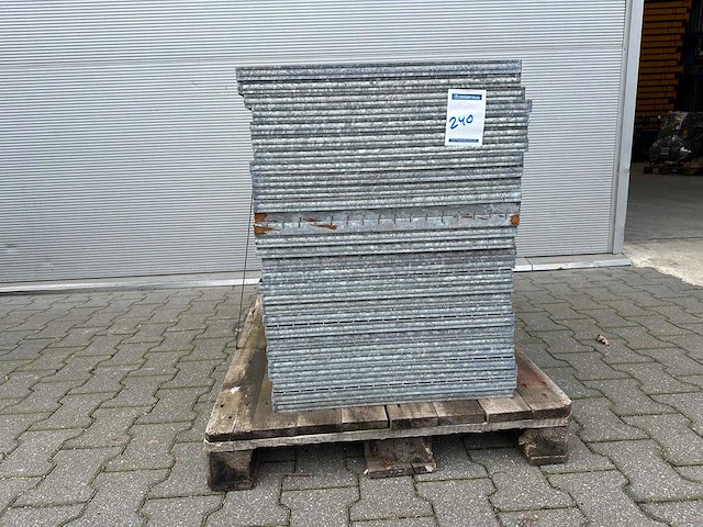 Stalen roostervloer 1090x540mm (29x) - afbeelding 2 van  2