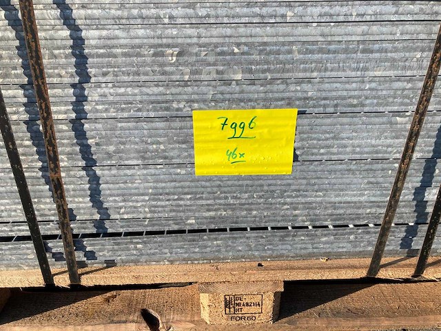 Stalen roostervloer 1090x740x25mm (46x) - afbeelding 3 van  3