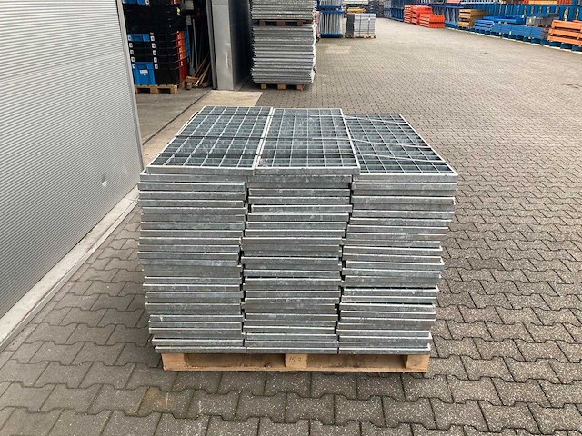 Stalen roostervloer 1100x395mm (80x) - afbeelding 3 van  3