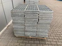 Stalen roostervloer 1100x395mm (96x) - afbeelding 2 van  3