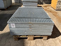 Stalen roostervloer 1170x880mm (12x) - afbeelding 1 van  1