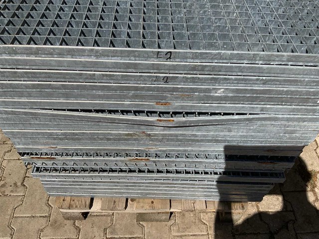 Stalen roostervloer 1170x880x30mm (25x) - afbeelding 5 van  7