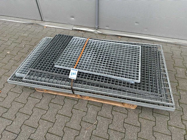 Stalen roostervloer (11x) - afbeelding 2 van  2