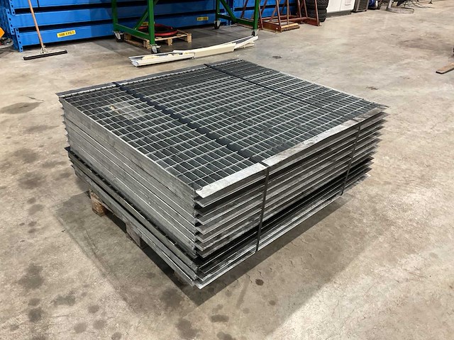 Stalen roostervloer (12x) - afbeelding 2 van  6