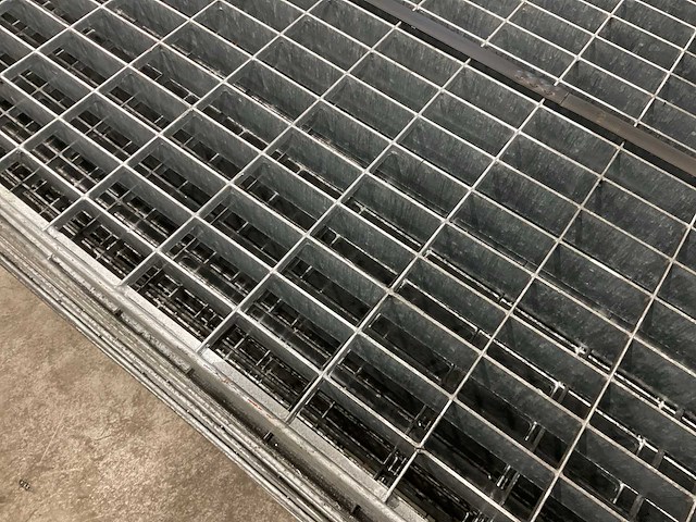 Stalen roostervloer (12x) - afbeelding 5 van  6