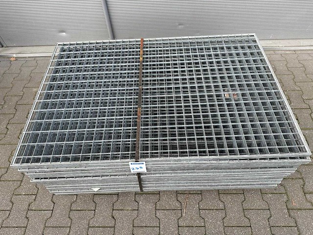 Stalen roostervloer 1333x890mm (19x) - afbeelding 3 van  3