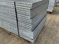 Stalen roostervloer 1400/1440x880mm (22x) - afbeelding 6 van  7