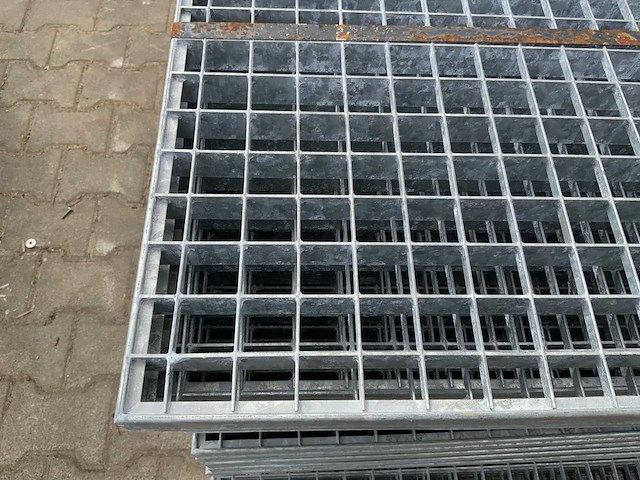 Stalen roostervloer 1400/1440x880mm (22x) - afbeelding 7 van  7