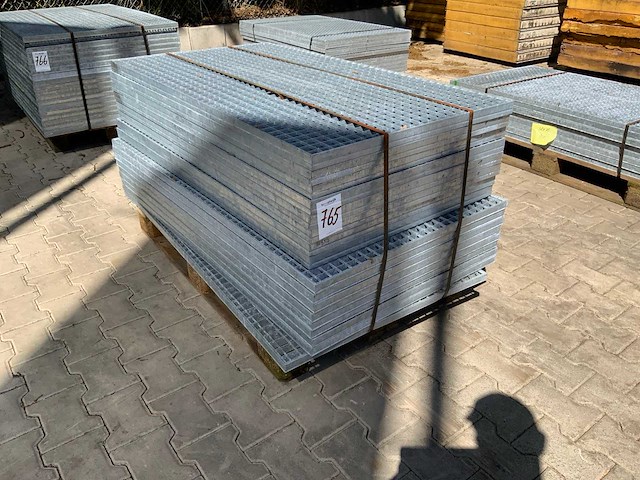 Stalen roostervloer 1400x780mm (17x) - afbeelding 1 van  7