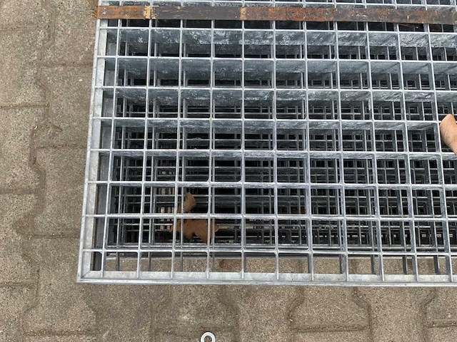 Stalen roostervloer 1400x880mm (11x) - afbeelding 6 van  7