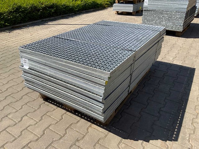 Stalen roostervloer 1400x880mm (15x) - afbeelding 2 van  7