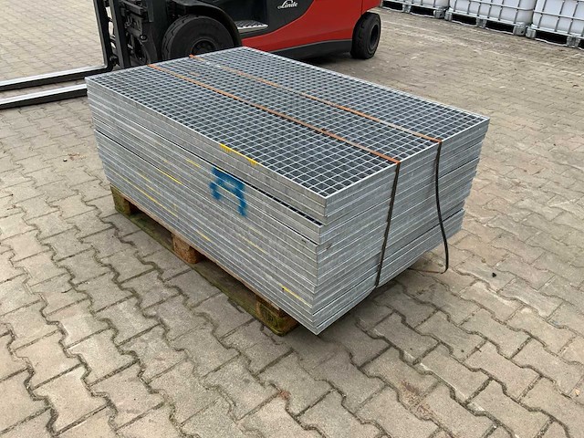 Stalen roostervloer 1400x880mm (17x) - afbeelding 1 van  2