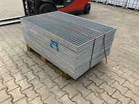 Stalen roostervloer 1400x880mm (17x) - afbeelding 1 van  2