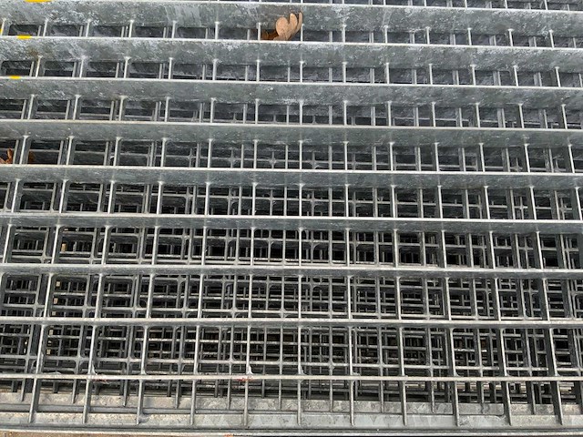 Stalen roostervloer 1400x880mm (19x) - afbeelding 6 van  7