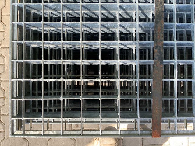 Stalen roostervloer 1400x880mm (19x) - afbeelding 7 van  7