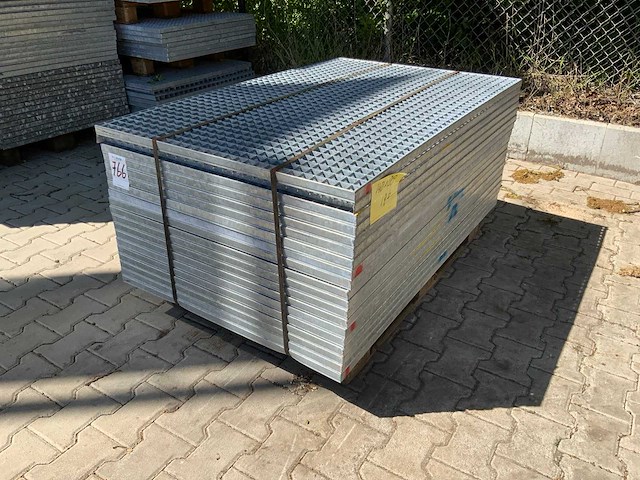 Stalen roostervloer 1400x880mm (19x) - afbeelding 2 van  7