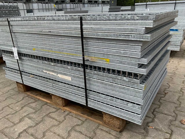 Stalen roostervloer 1400x880mm (20x) - afbeelding 3 van  6