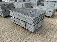 Stalen roostervloer 1400x880mm (20x) - afbeelding 2 van  7