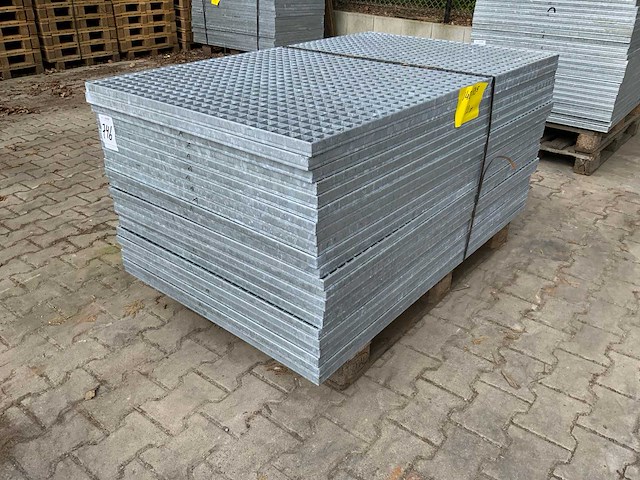 Stalen roostervloer 1400x880mm (22x) - afbeelding 1 van  2