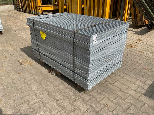 Stalen roostervloer 1400x880mm (24x) - afbeelding 1 van  7