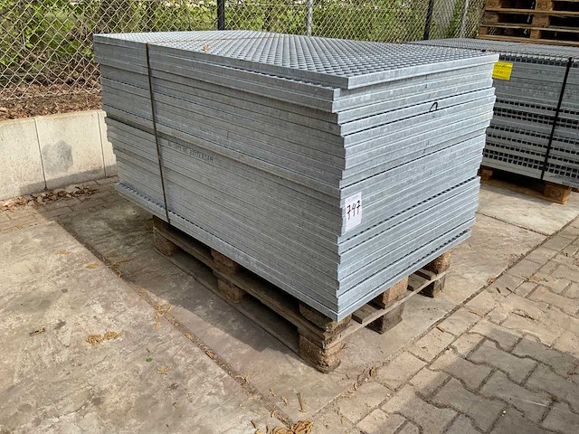 Stalen roostervloer 1400x880mm (25x) - afbeelding 1 van  7