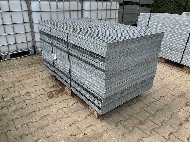 Stalen roostervloer 1400x880mm (25x) - afbeelding 1 van  3