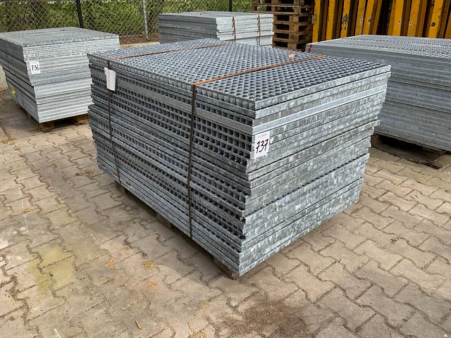 Stalen roostervloer 1400x880mm (25x) - afbeelding 1 van  6