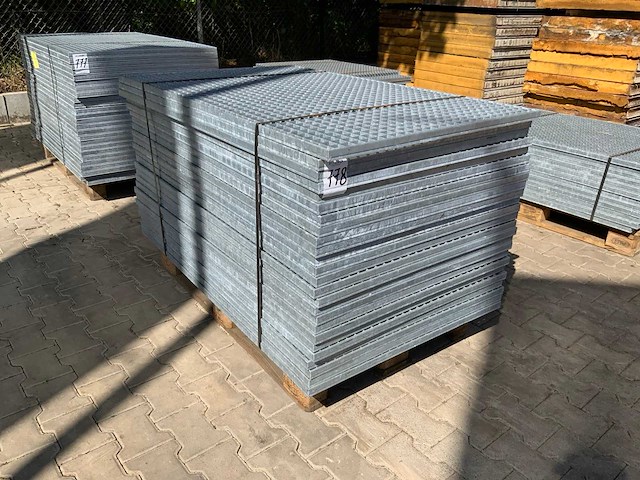 Stalen roostervloer 1400x880mm (25x) - afbeelding 1 van  6